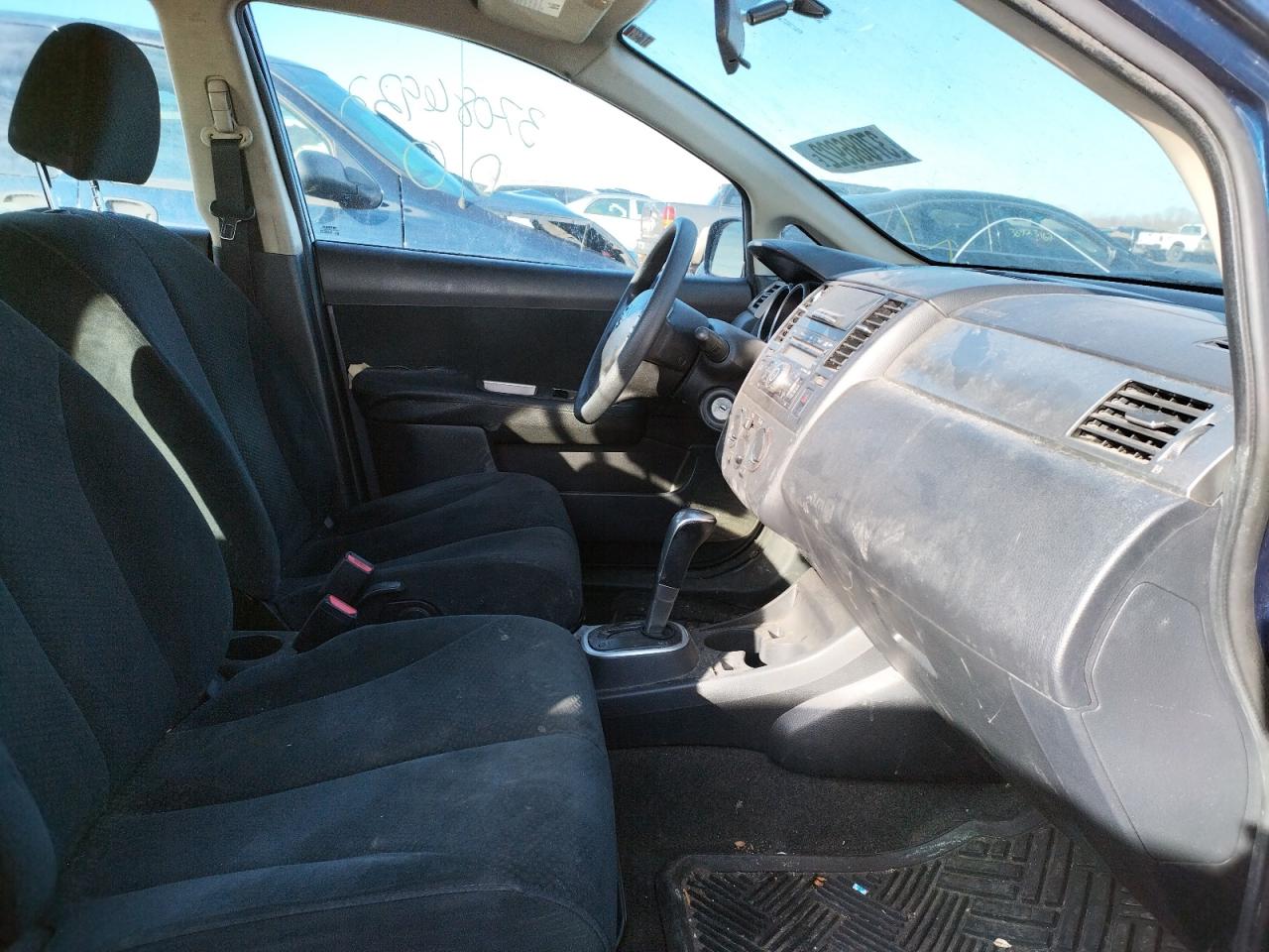 Photo 5 from auction – 2011 NISSAN VERSA S with VIN 3N1BC1AP9BL428983