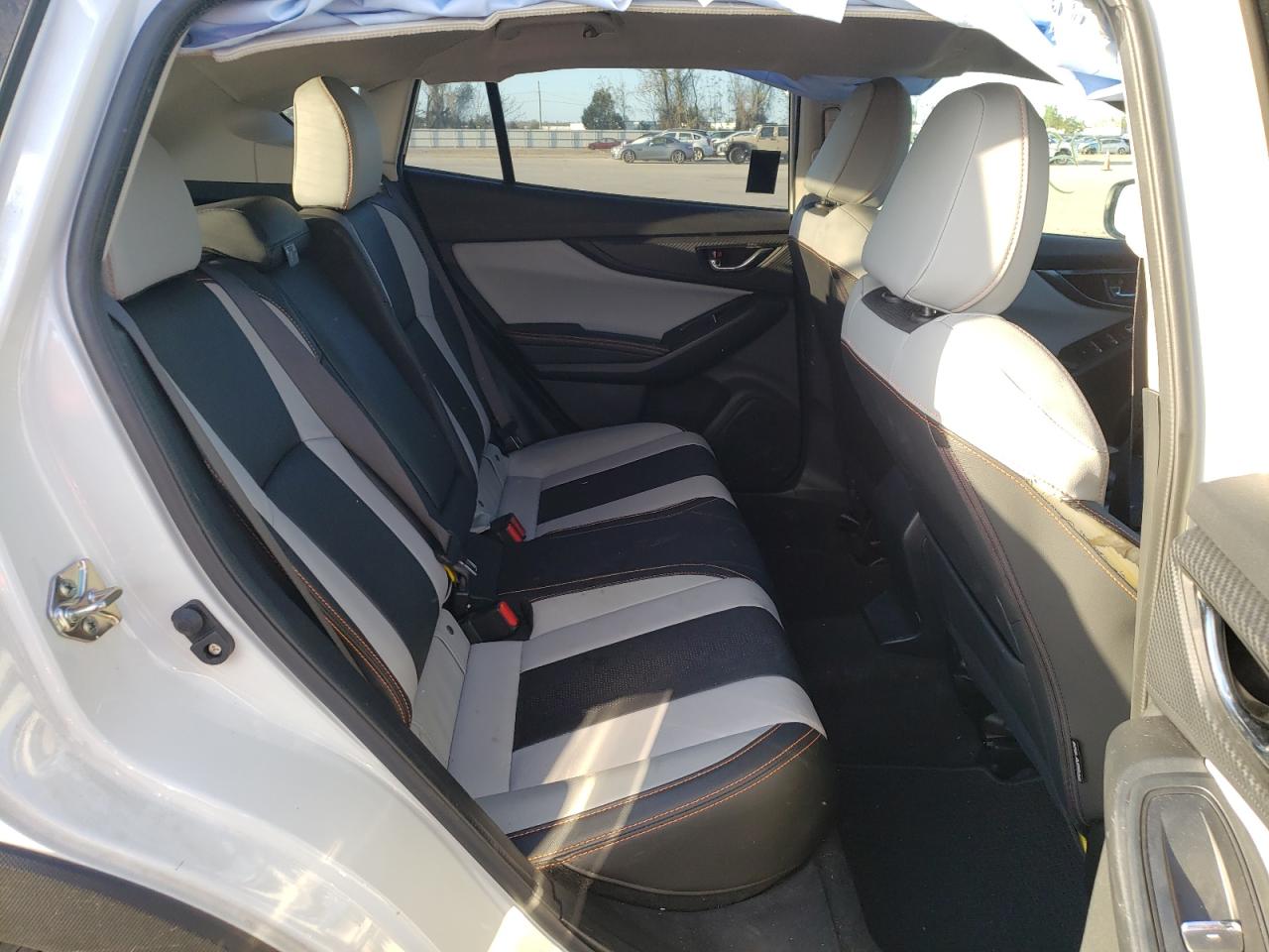 Photo 6 from auction – 2018 SUBARU CROSSTREK with VIN JF2GTAMC8JH284756