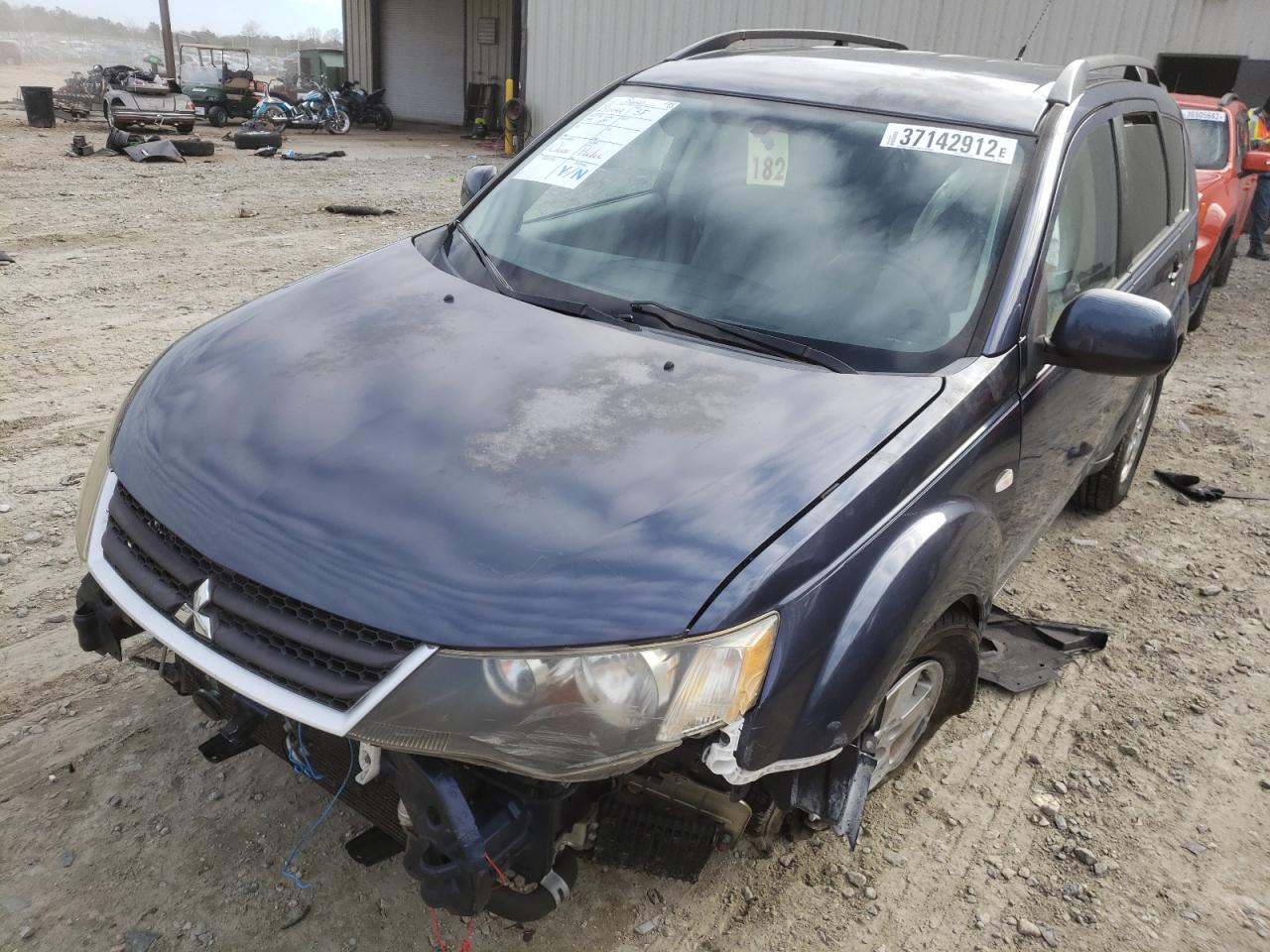 Photo 2 from auction – 2007 MITSUBISHI OUTLANDER with VIN JA4MS31X17Z008875