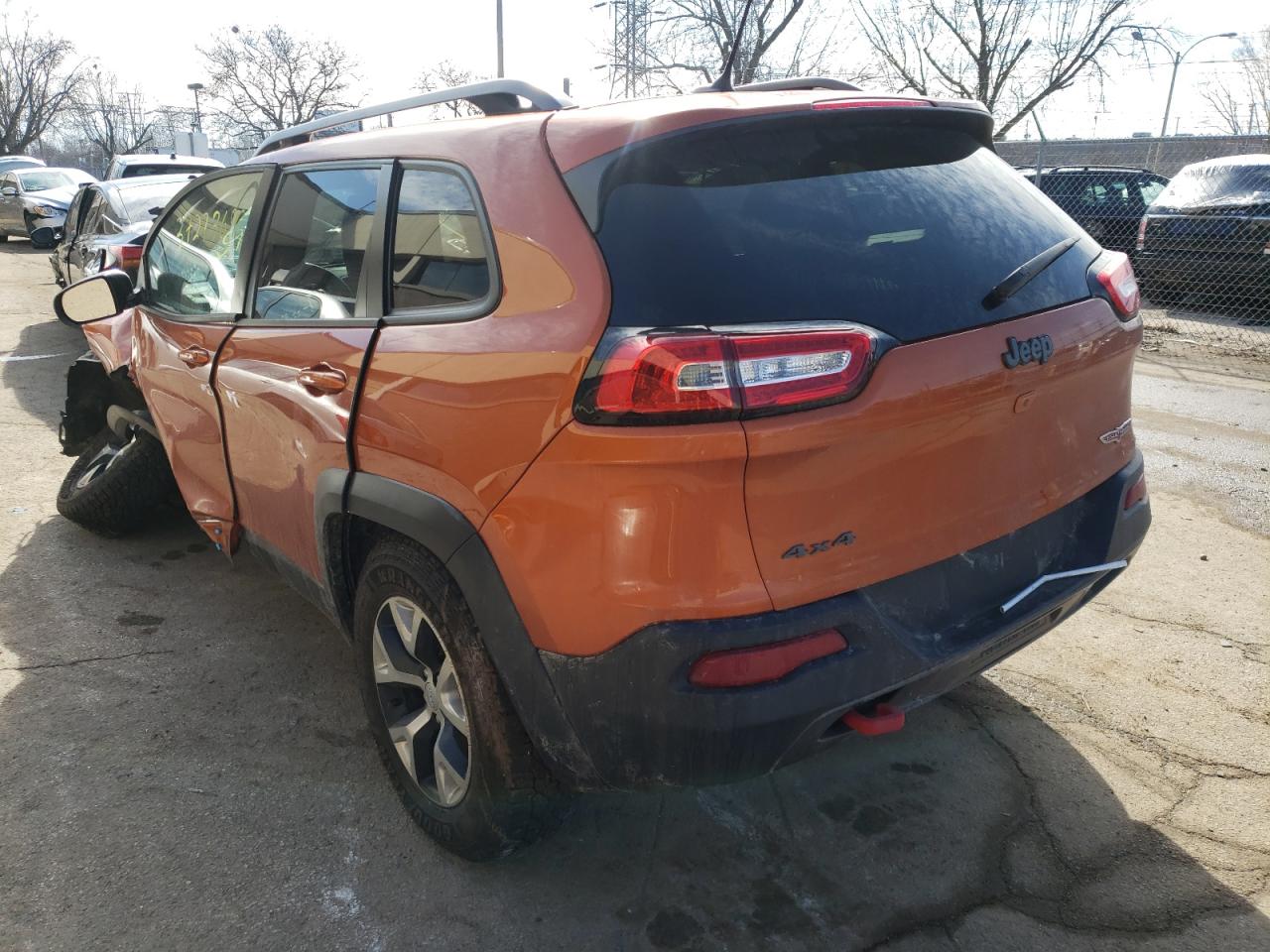 Photo 3 from auction – 2015 JEEP CHEROKEE T with VIN 1C4PJMBS6FW709698