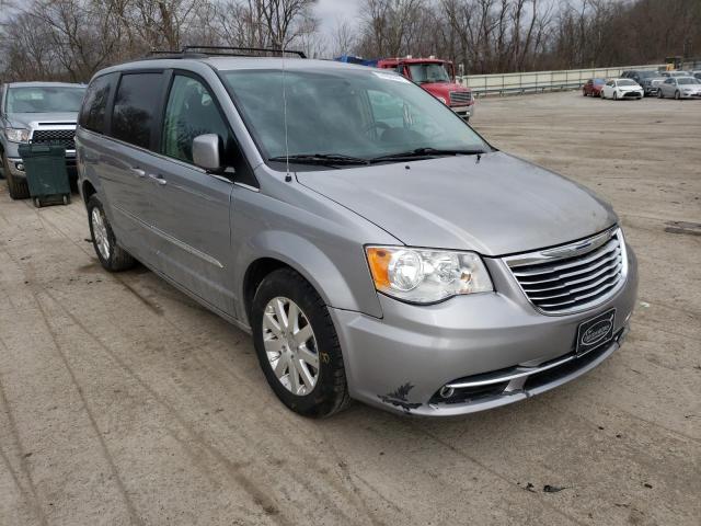 Photo 1 from auction – 2015 CHRYSLER TOWN & COU with VIN 2C4RC1BG6FR677132