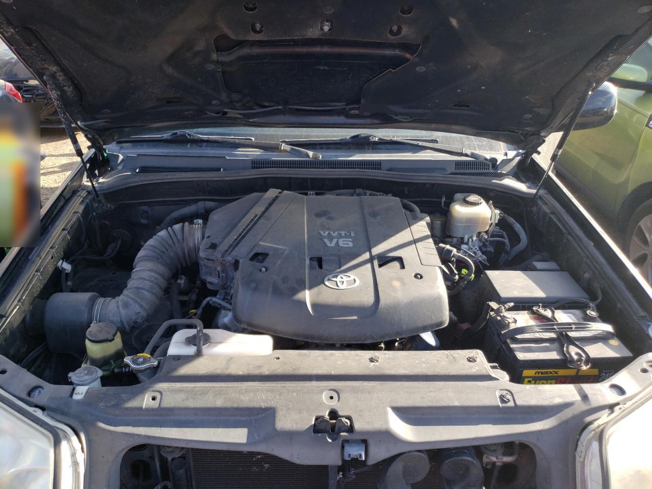 Photo 7 from auction – 2005 TOYOTA 4RUNNER SR with VIN JTEZU14R258035265
