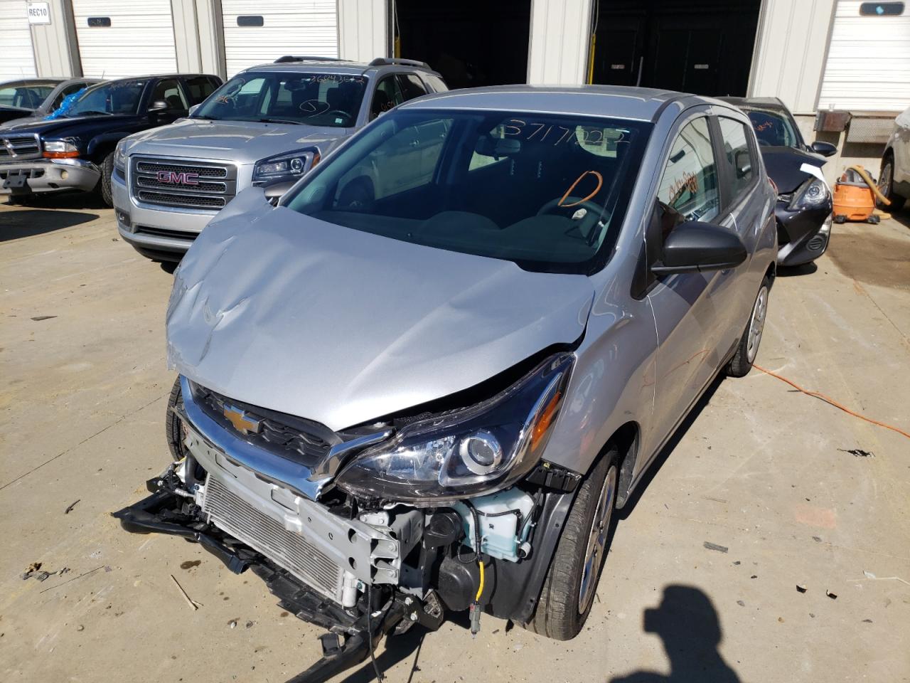 Photo 2 from auction – 2021 CHEVROLET SPARK LS with VIN KL8CB6SA8MC716836