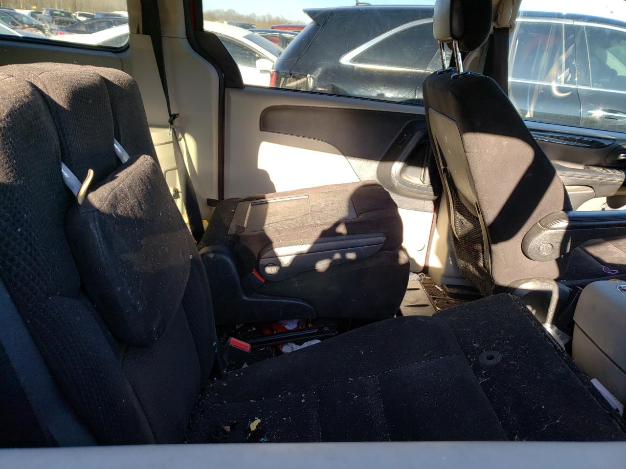 Photo 6 from auction – 2014 DODGE GRAND CARA with VIN 2C4RDGCG1ER429299