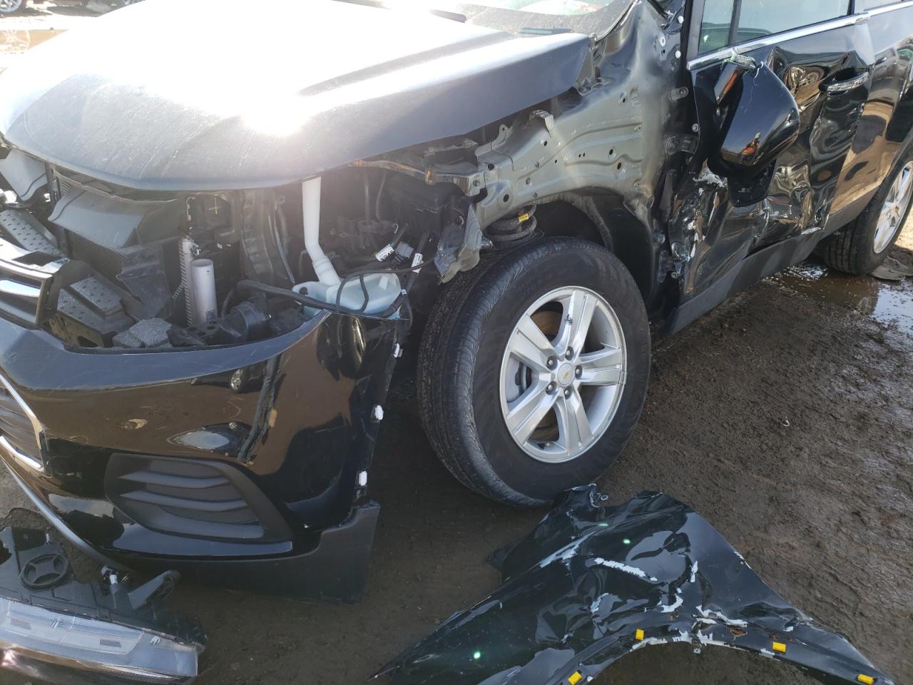 Photo 9 from auction – 2020 CHEVROLET TRAX 1LT with VIN KL7CJPSB4LB010716