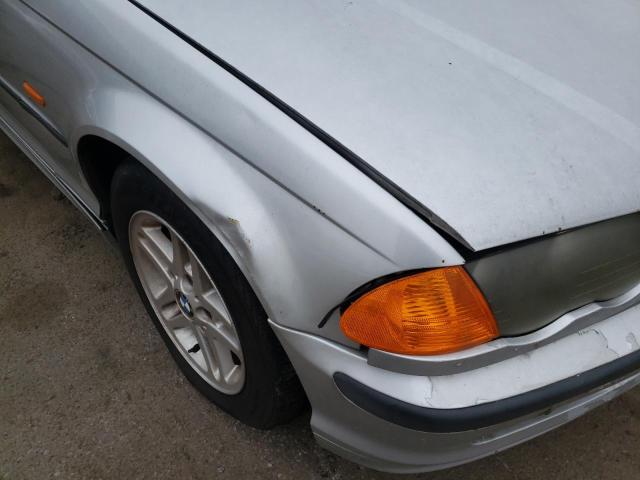 Photo 9 from auction – 2000 BMW 323 I with VIN WBAAM3349YFP72401
