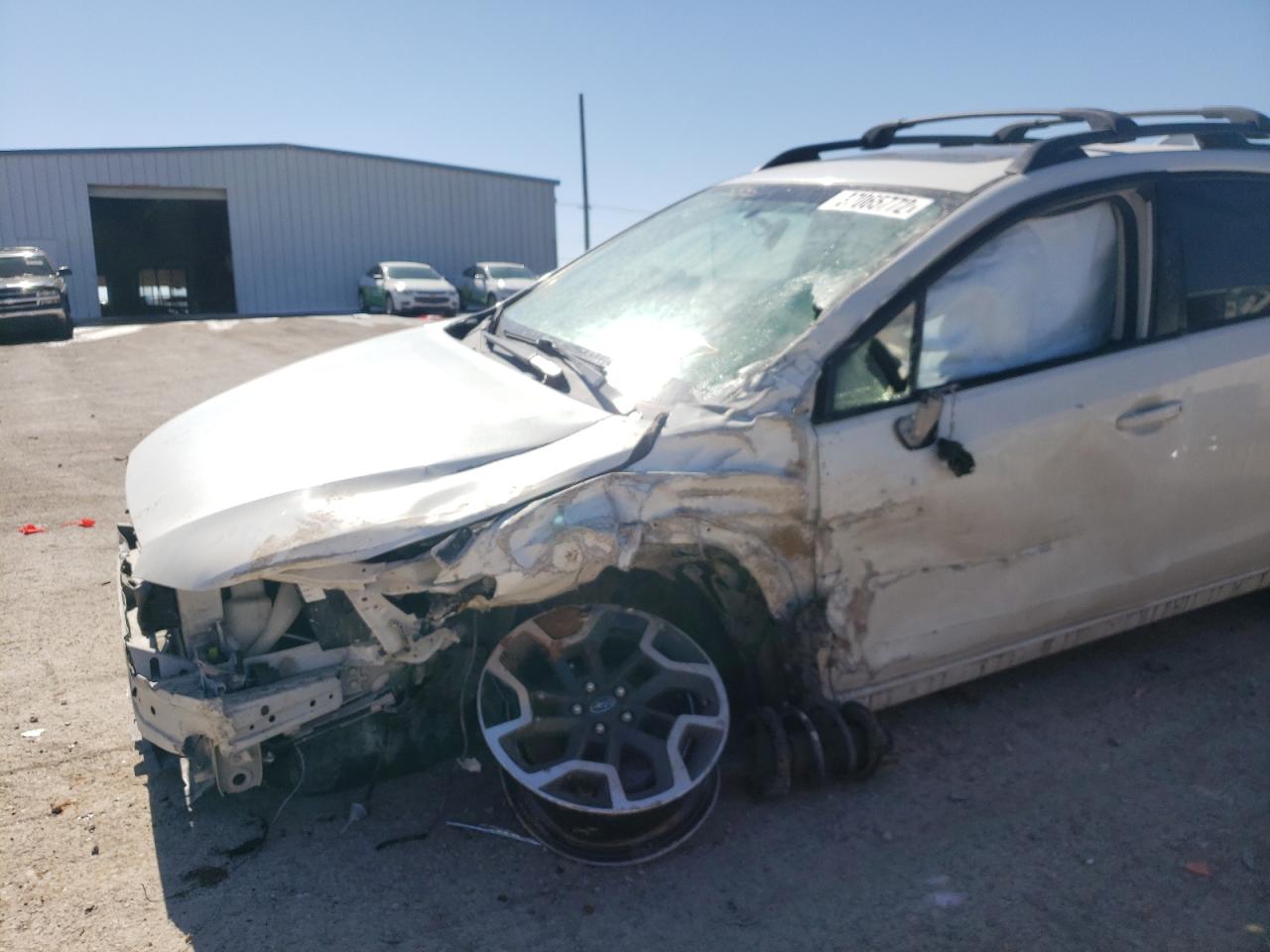 Photo 9 from auction – 2017 SUBARU CROSSTREK with VIN JF2GPANC4HH227385