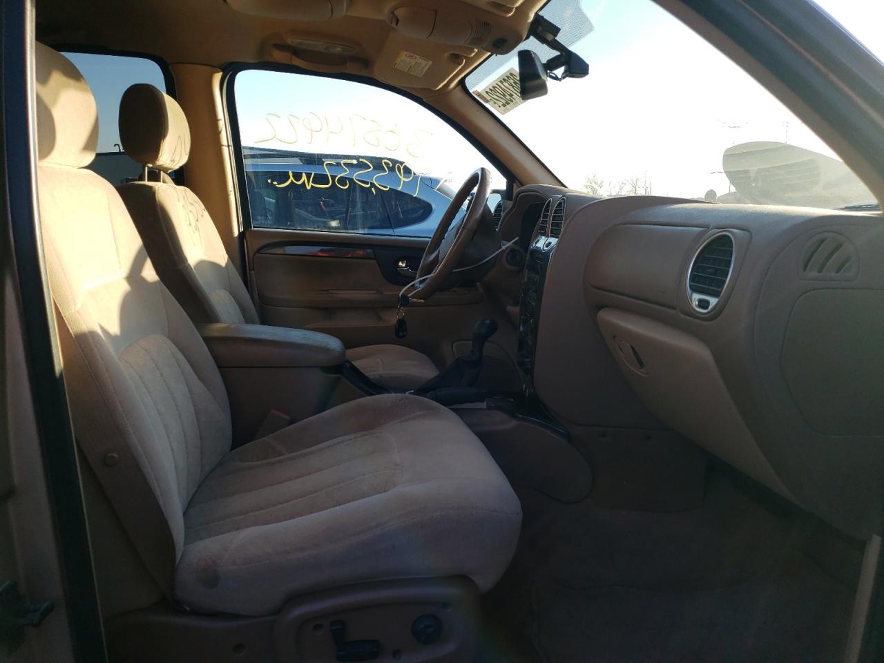 Photo 5 from auction – 2003 GMC ENVOY with VIN 1GKDT13SX32347795
