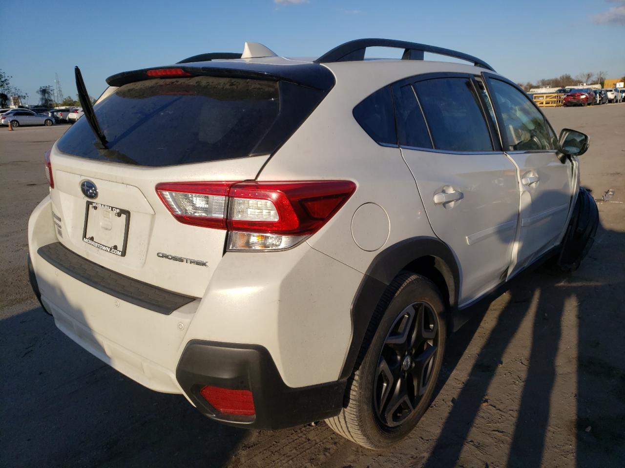 Photo 4 from auction – 2018 SUBARU CROSSTREK with VIN JF2GTAMC8JH284756