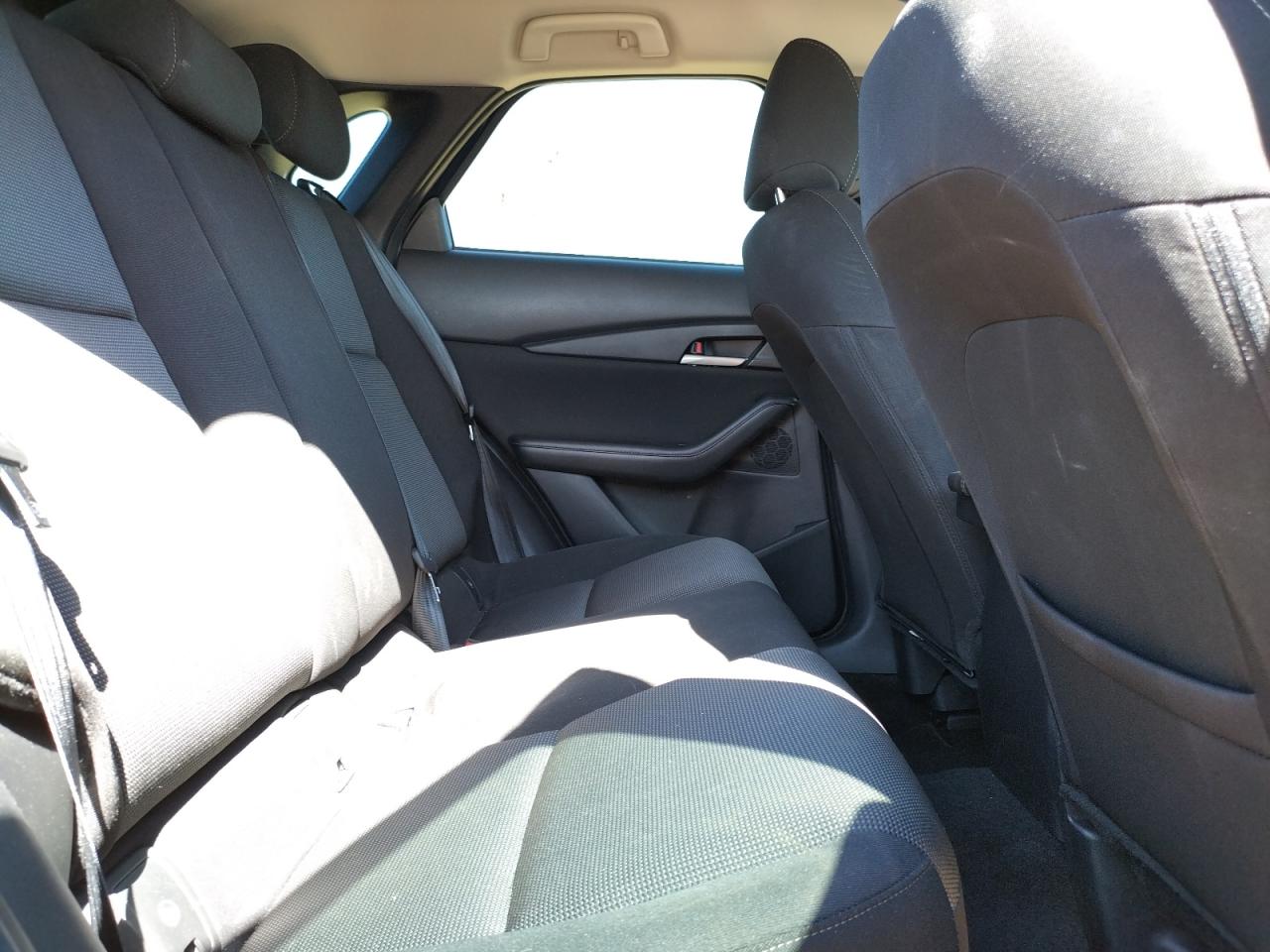 Photo 6 from auction – 2021 MAZDA CX-30 with VIN 3MVDMAAL0MM252577
