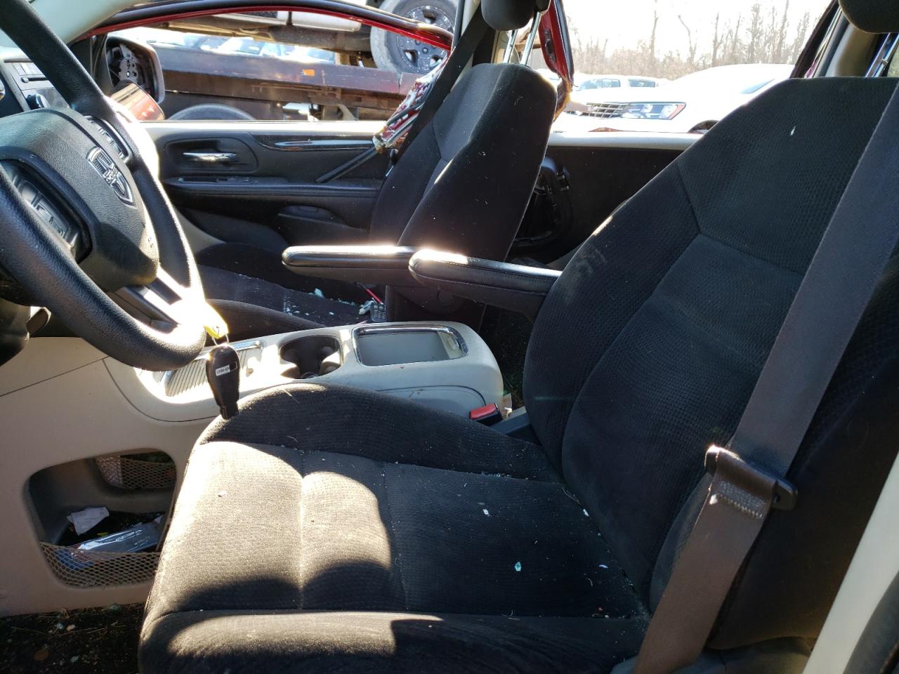 Photo 5 from auction – 2014 DODGE GRAND CARA with VIN 2C4RDGCG1ER429299