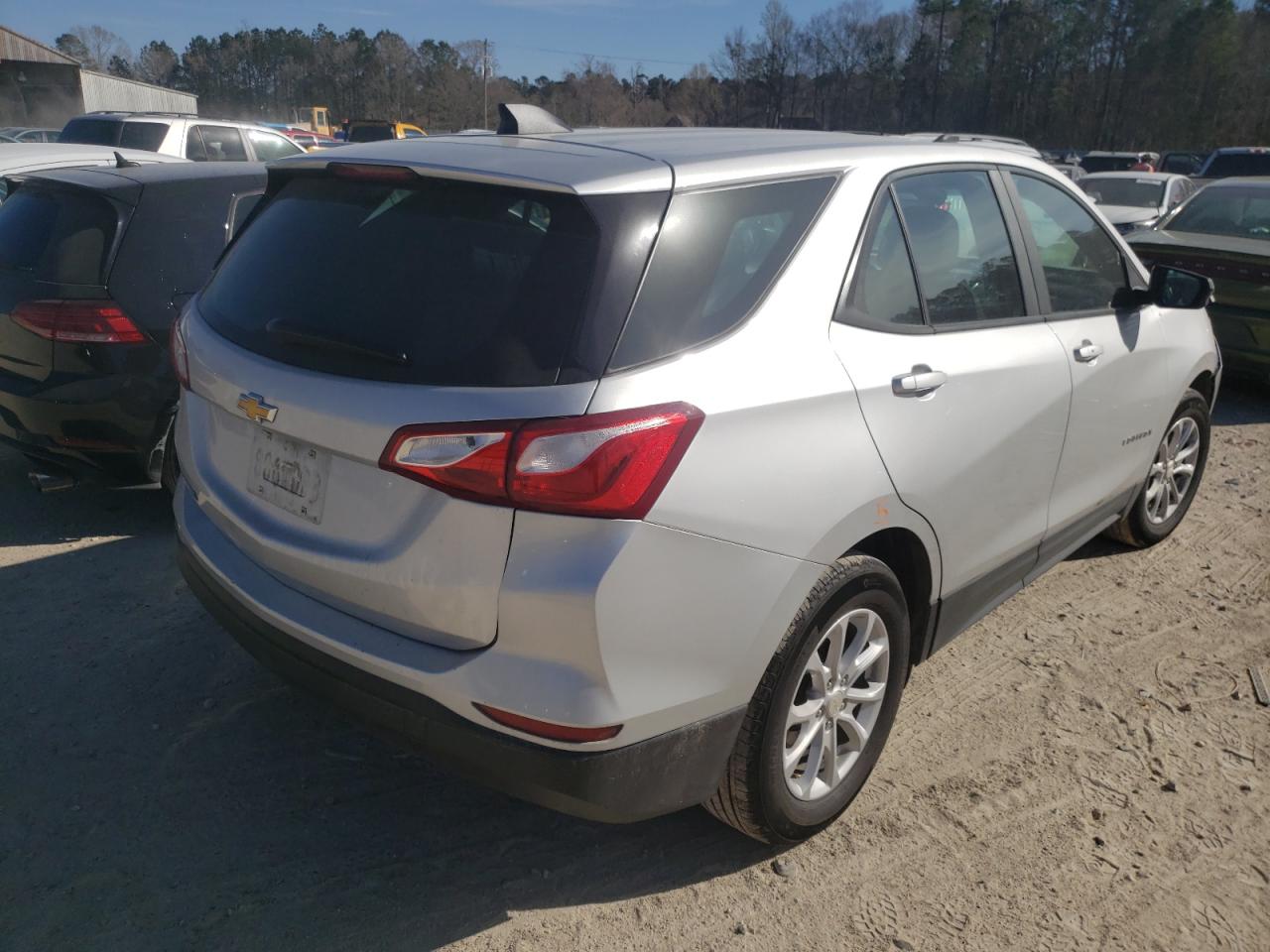 Photo 4 from auction – 2020 CHEVROLET EQUINOX LS with VIN 3GNAXHEV5LS644746
