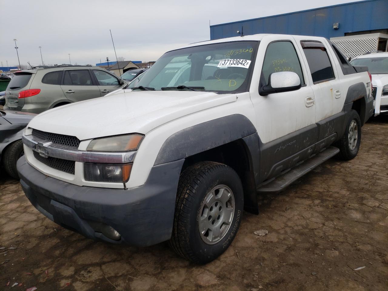 Photo 2 from auction – 2002 CHEVROLET AVALANCHE with VIN 3GNEK13T92G177678