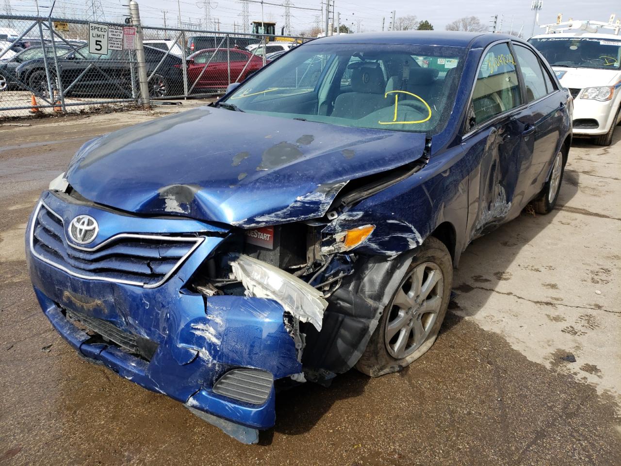 Photo 2 from auction – 2011 TOYOTA CAMRY BASE with VIN 4T4BF3EK7BR102752