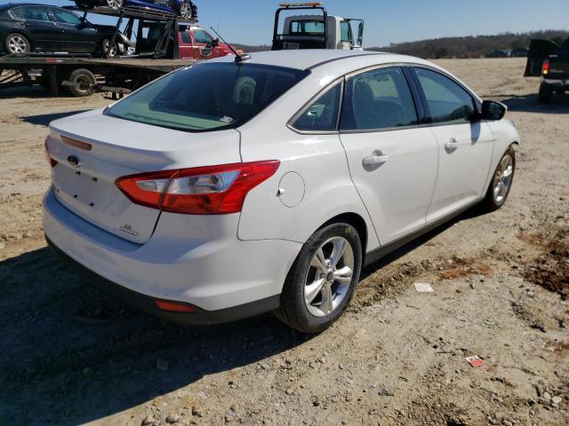 Photo 4 from auction – 2014 FORD FOCUS SE with VIN 1FADP3F23EL159789
