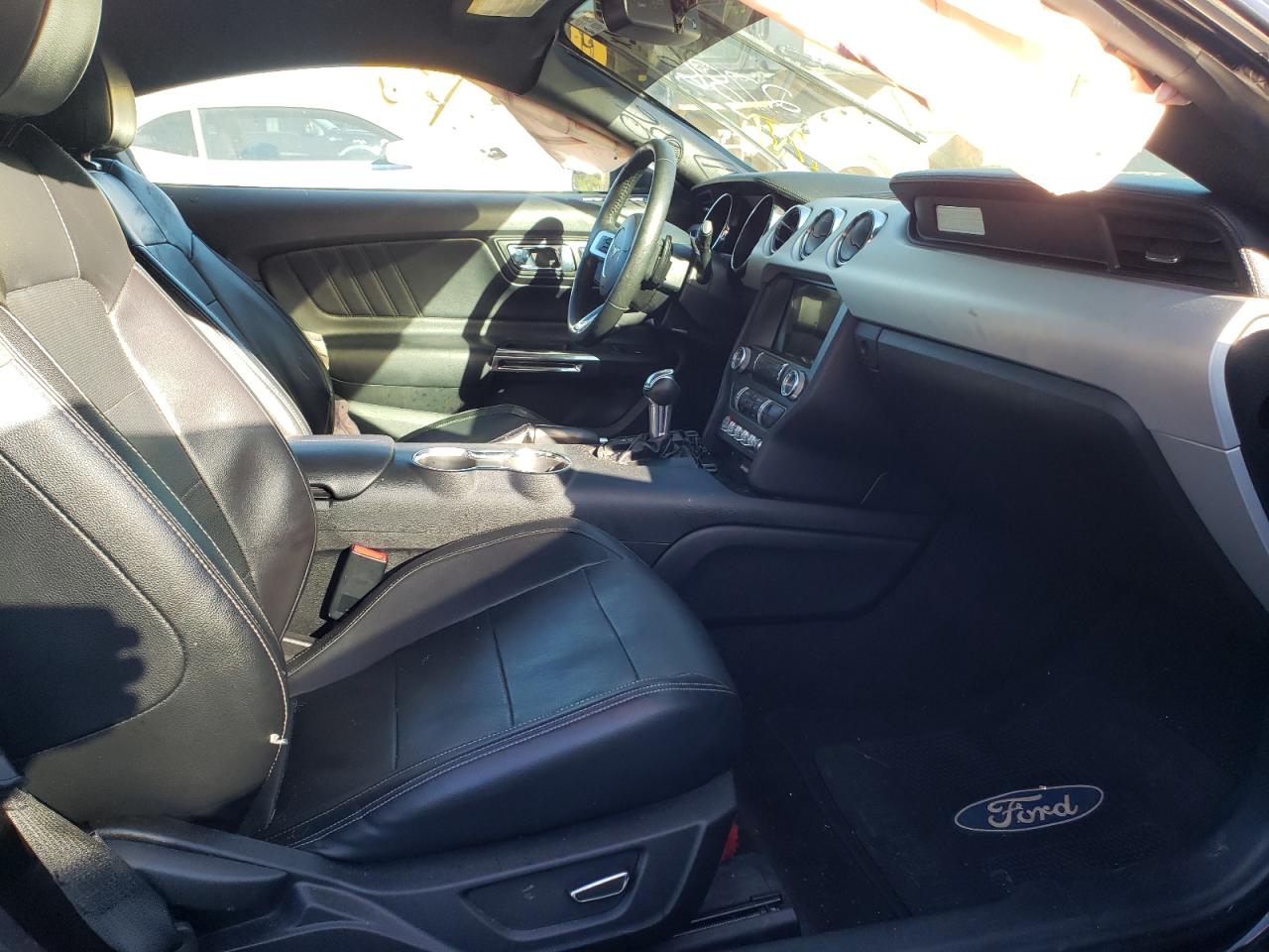 Photo 5 from auction – 2017 FORD MUSTANG with VIN 1FA6P8THXH5282786