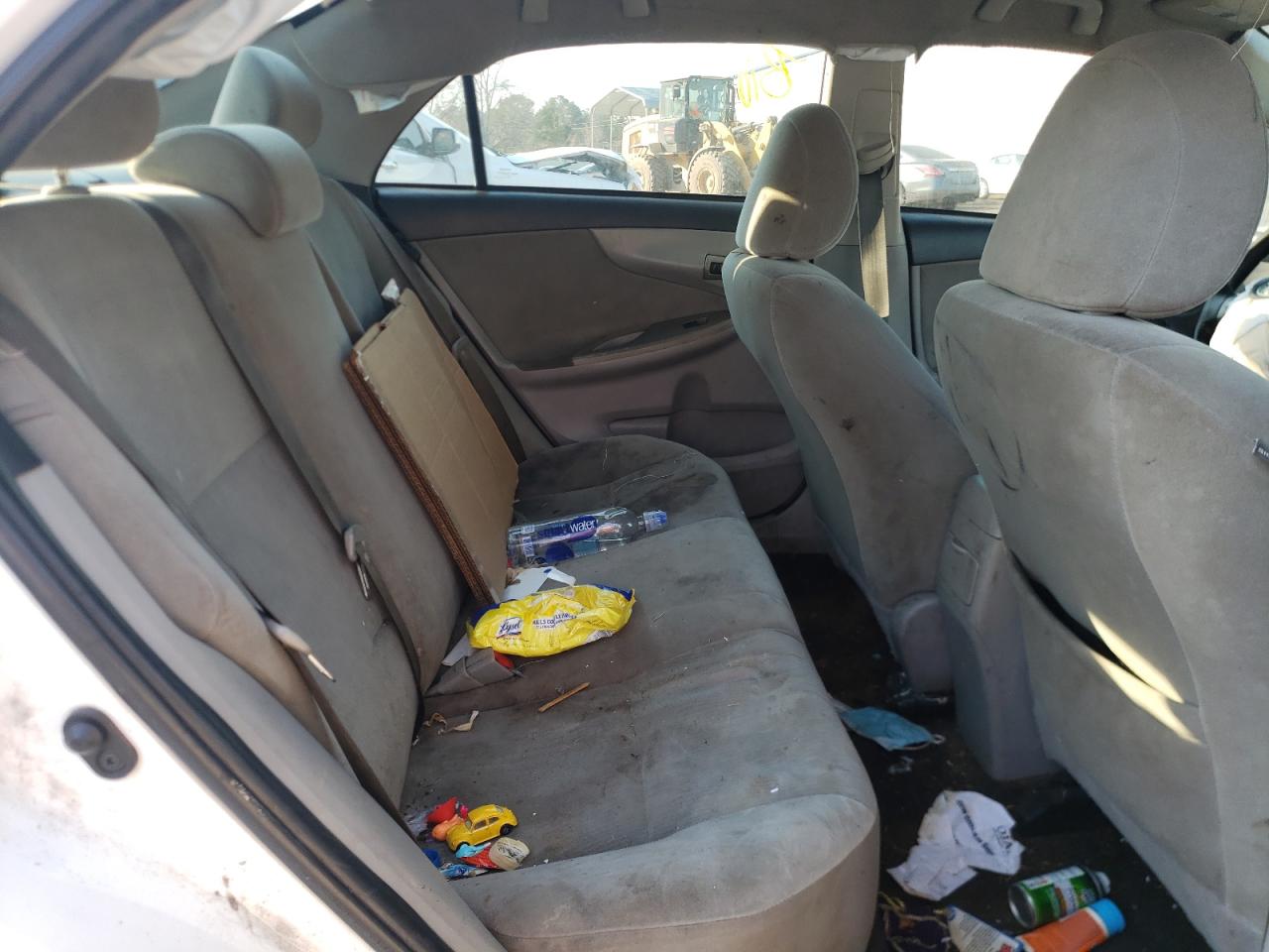 Photo 6 from auction – 2012 TOYOTA COROLLA with VIN 2T1BU4EE7CC777228