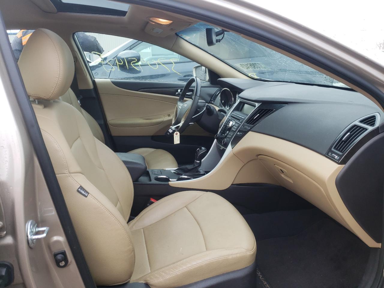 Photo 5 from auction – 2011 HYUNDAI SONATA SE with VIN 5NPEC4AC5BH274989