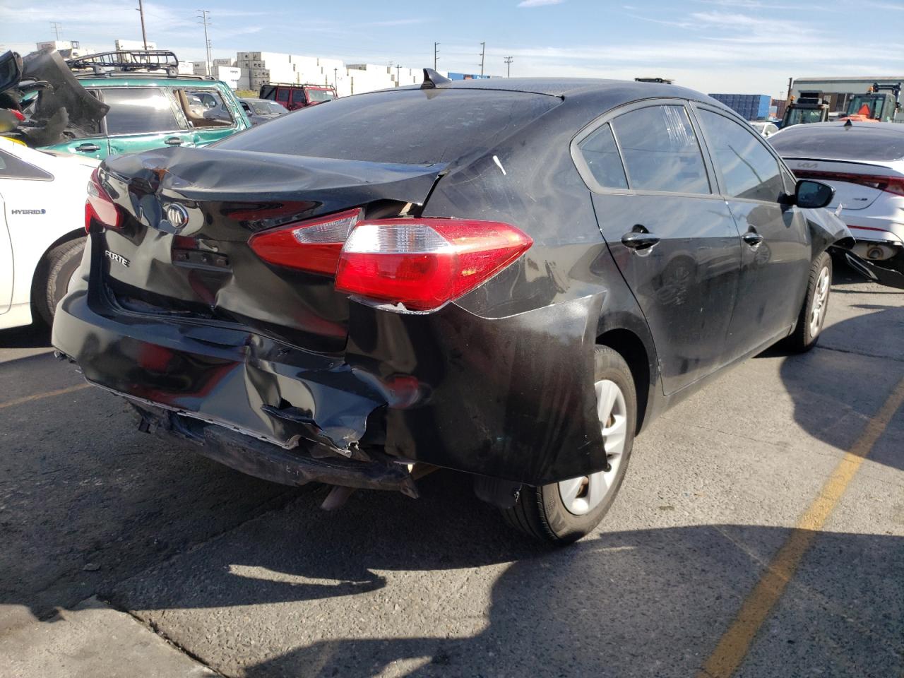 Photo 4 from auction – 2016 KIA FORTE LX with VIN KNAFK4A67G5463889