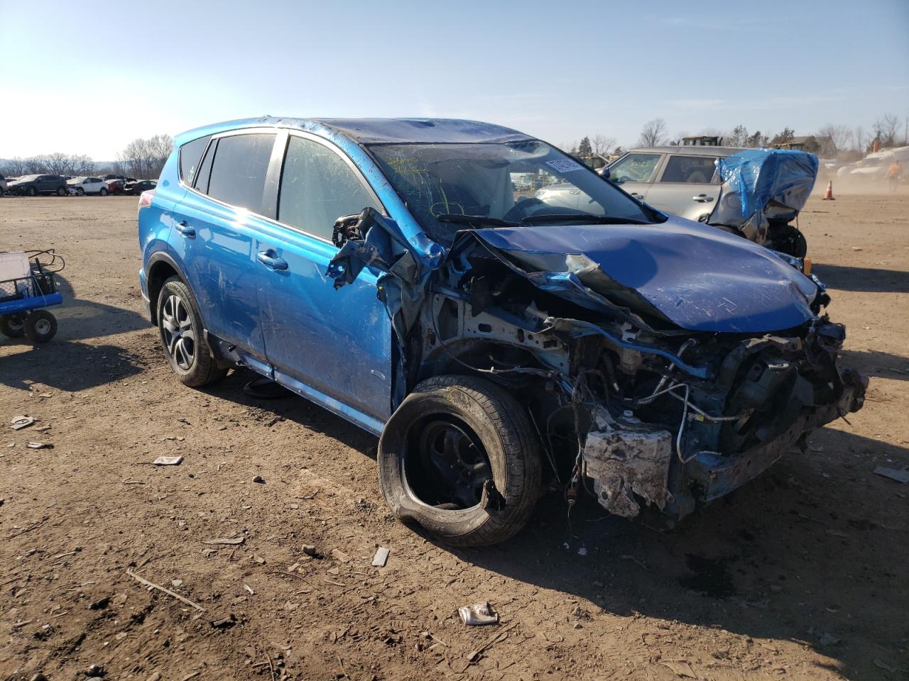 TOYOTA RAV4 LE 2018 with VIN JTMBFREV2JJ227444 - Photo from auction