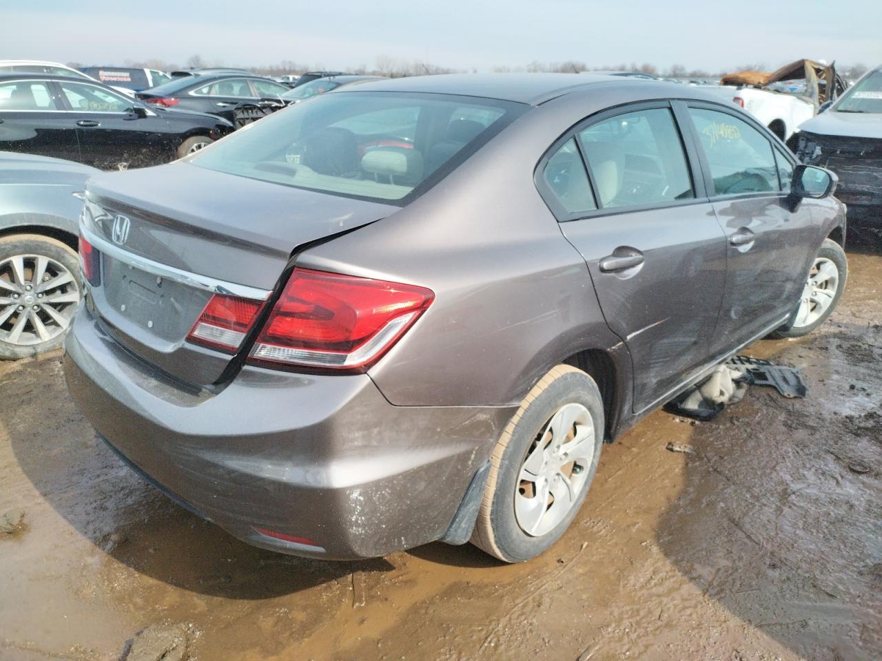 صورة رقم 4 من المزاد - 2014 HONDA CIVIC LX مع VIN 19XFB2F52EE017755