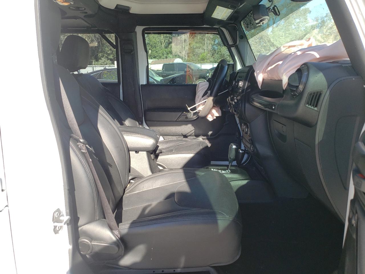 Photo 5 from auction – 2017 JEEP WRANGLER U with VIN 1C4BJWEG5HL679157