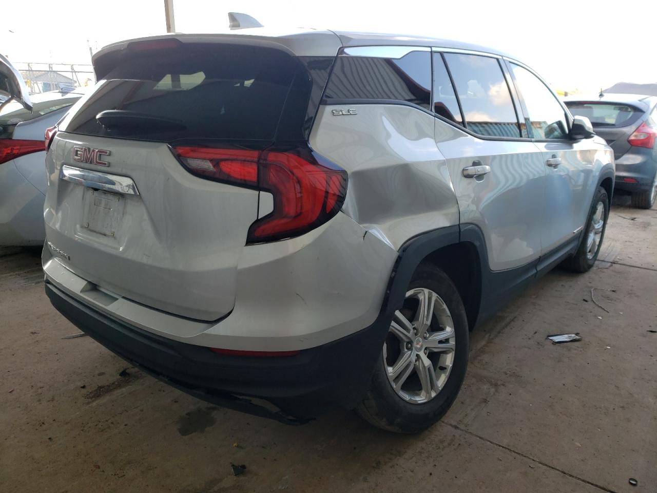 Photo 4 from auction – 2018 GMC TERRAIN SL with VIN 3GKALMEV6JL341015