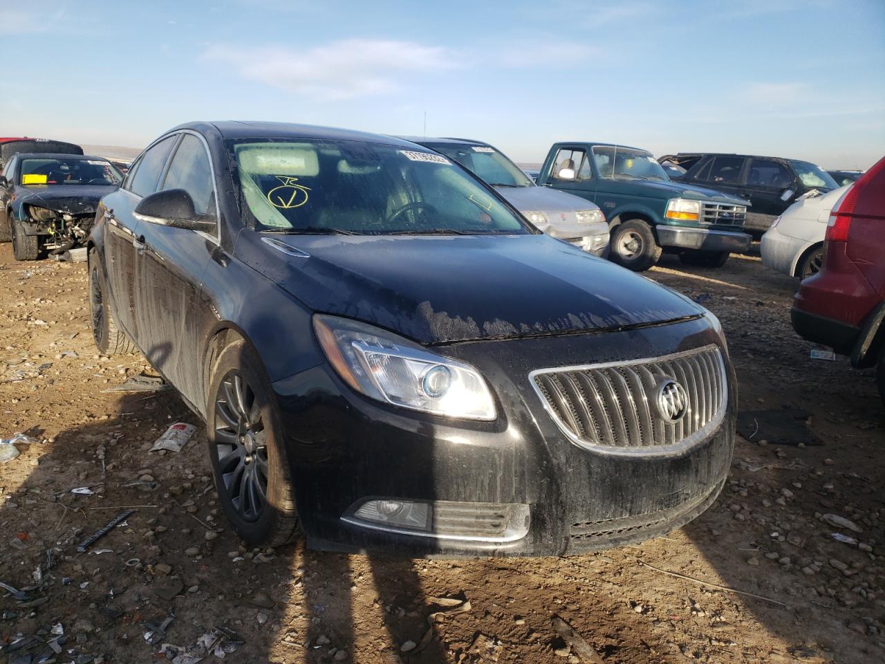 BUICK REGAL PREM 2012 with VIN 2G4GT5GV9C9213975 - Photo from auction