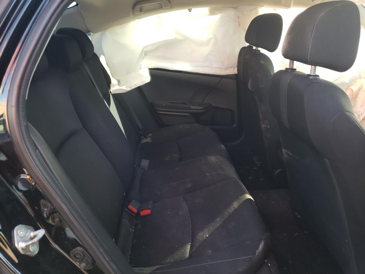 Photo 6 from auction – 2019 HONDA CIVIC LX with VIN 19XFC2F62KE011083