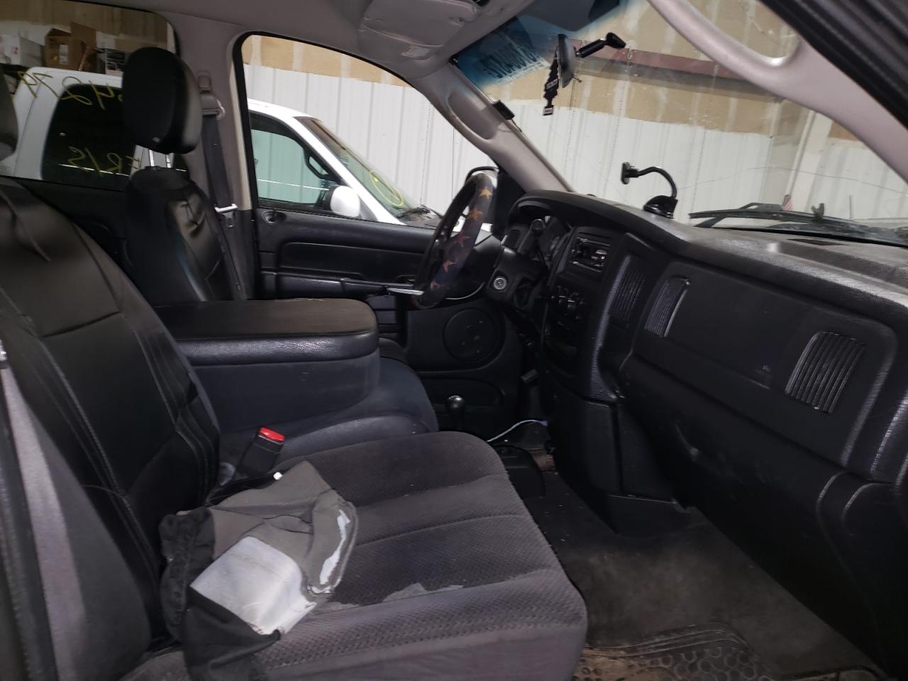 Photo 5 from auction – 2003 DODGE RAM 1500 S with VIN 1D7HU18D93S328018