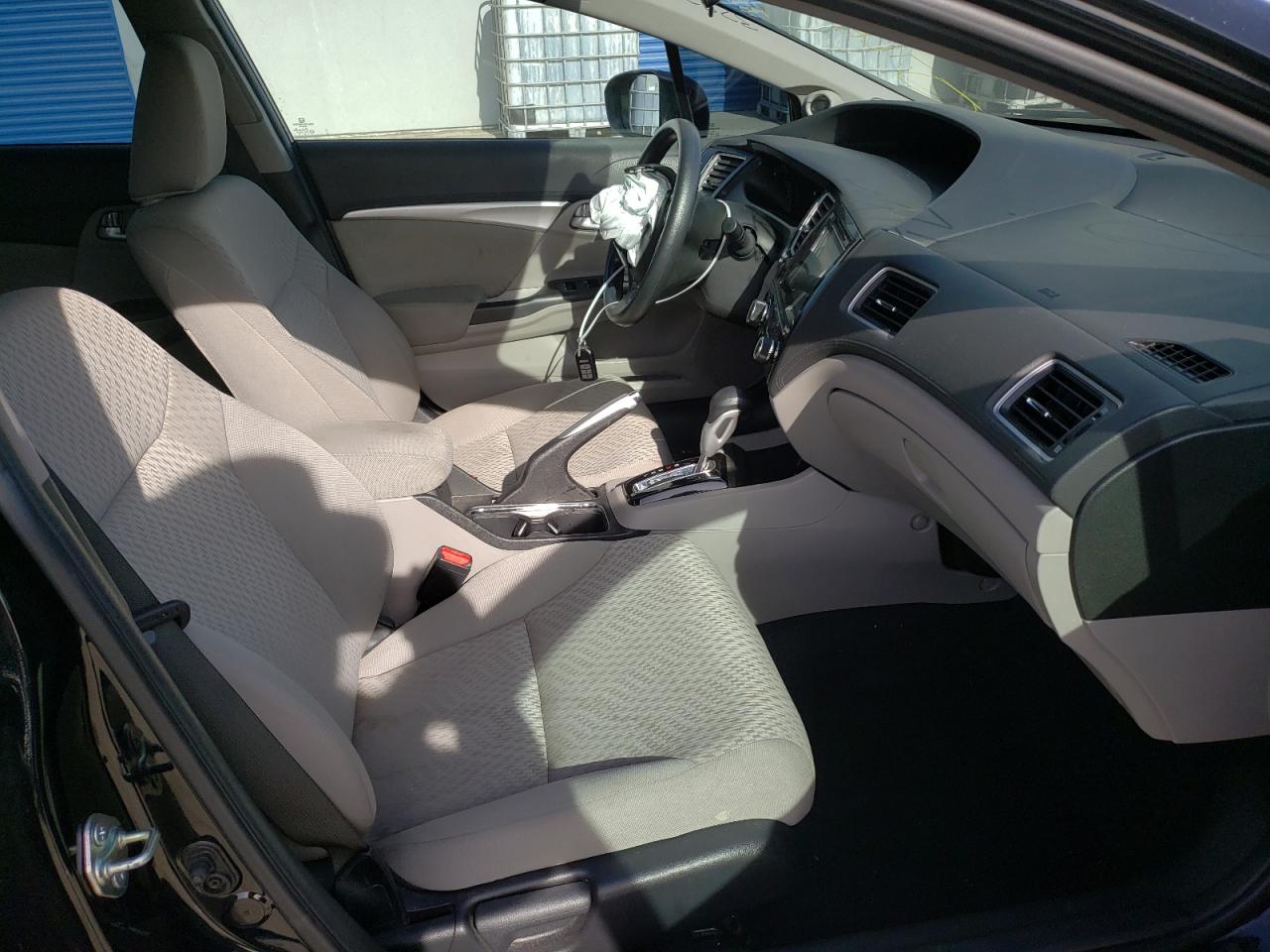 Photo 5 from auction – 2015 HONDA CIVIC EX with VIN 19XFB2F8XFE047470