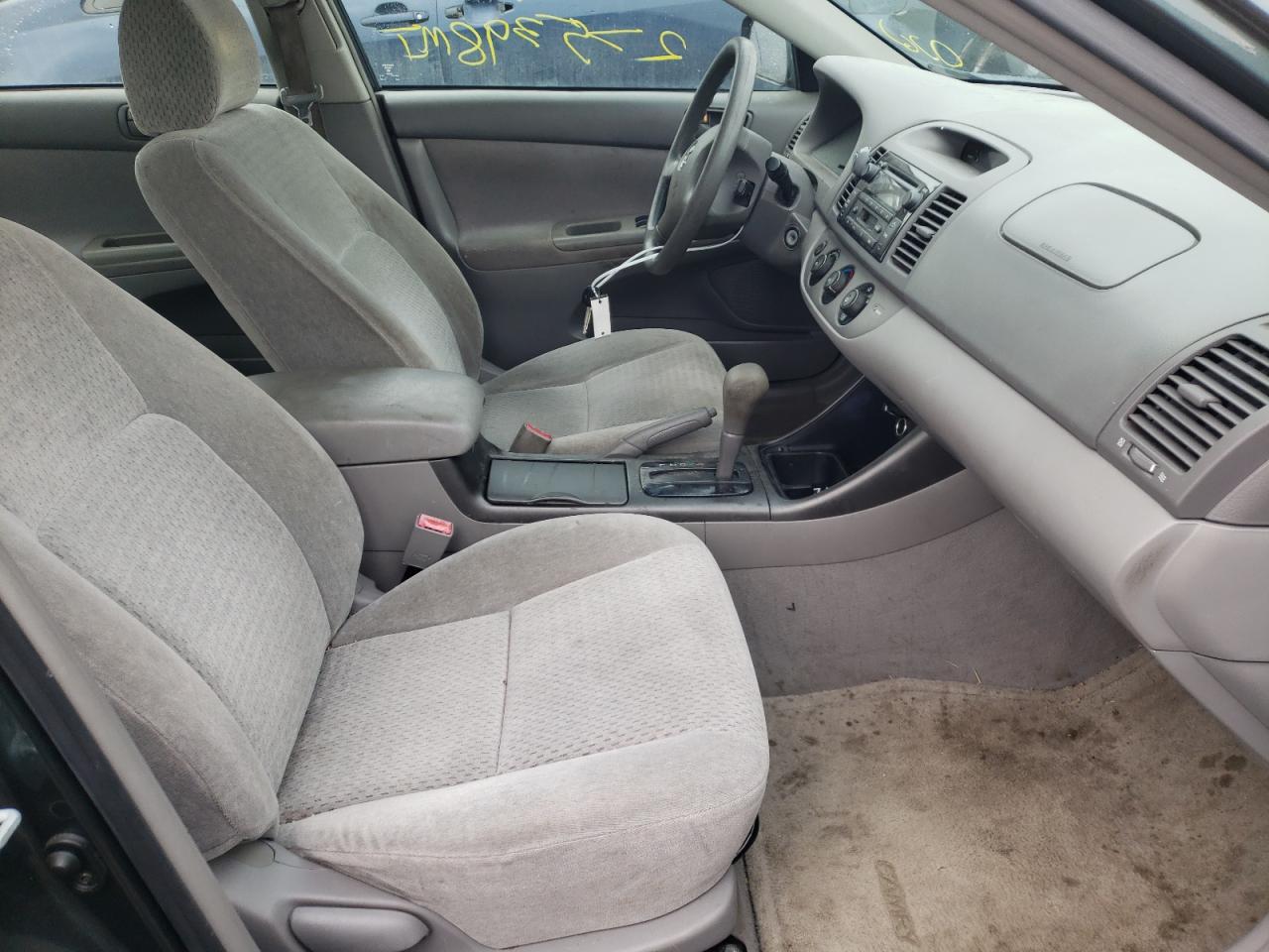 Photo 5 from auction – 2002 TOYOTA CAMRY LE with VIN 4T1BF32K42U511287