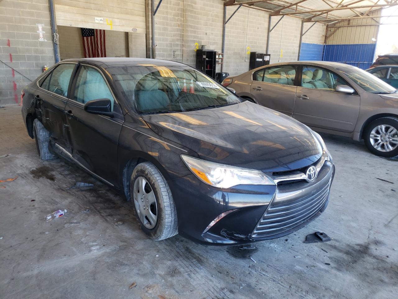 TOYOTA CAMRY LE 2015 with VIN 4T1BF1FK2FU040597 - Photo from auction