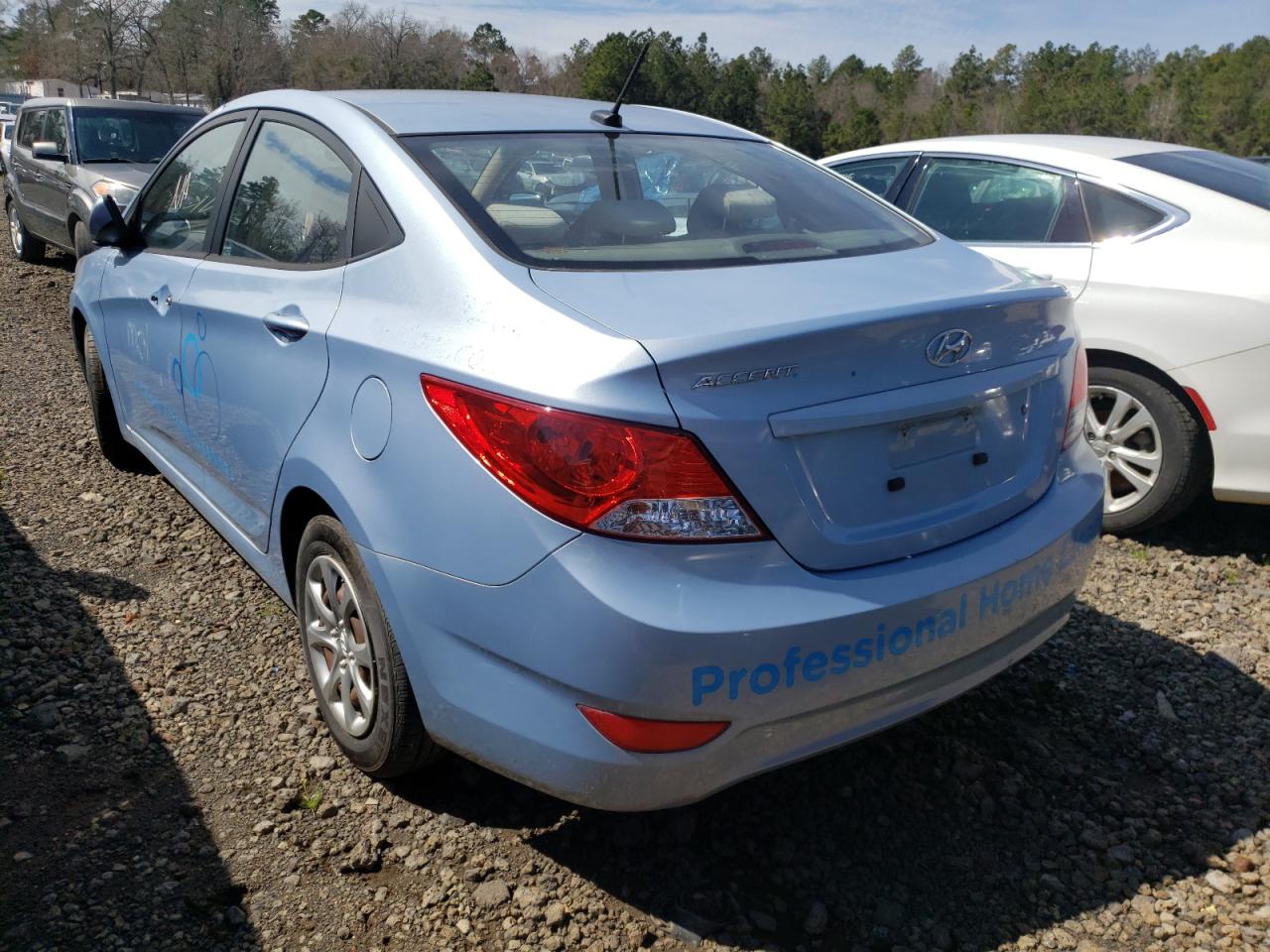 Photo 3 from auction – 2013 HYUNDAI ACCENT GLS with VIN KMHCT4AE8DU318464