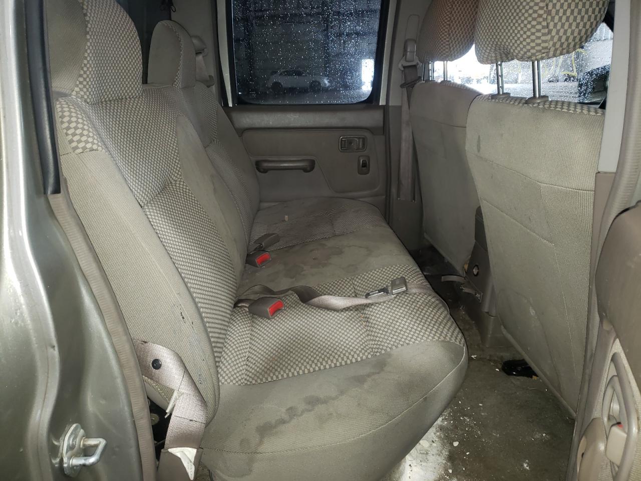 Photo 6 from auction – 2002 NISSAN FRONTIER C with VIN 1N6ED29Y82C319448