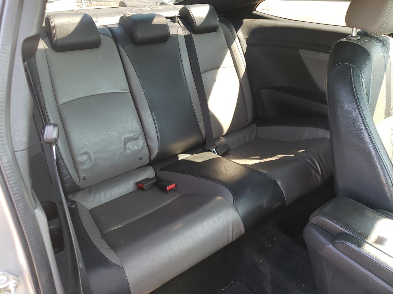 Photo 6 from auction – 2016 HONDA CIVIC EXL with VIN 2HGFC3B7XGH355259