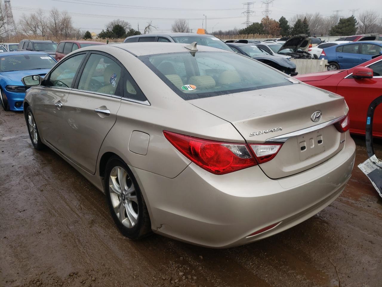 Photo 3 from auction – 2011 HYUNDAI SONATA SE with VIN 5NPEC4AC5BH274989
