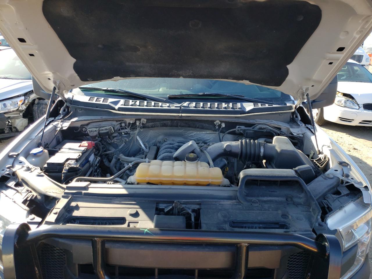 Photo 7 from auction – 2016 FORD F150 SUPER with VIN 1FTFX1EF1GKF56874
