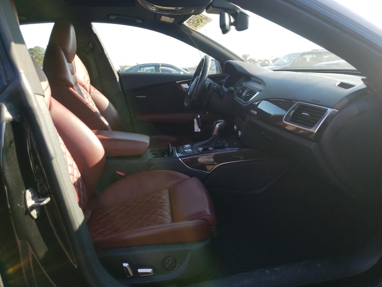 Photo 5 from auction – 2018 AUDI S7 PREMIUM with VIN WAUWFAFC2JN097381