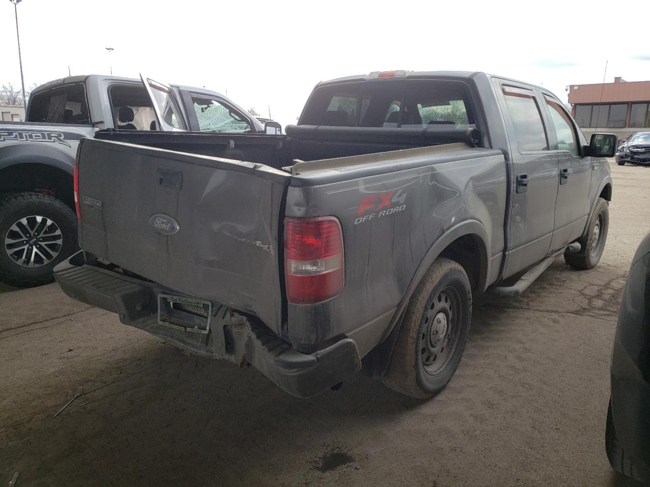 Photo 4 from auction – 2006 FORD F150 SUPER with VIN 1FTPW14V16FA65907