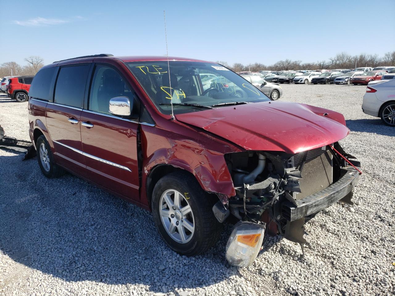 Photo 1 from auction – 2012 CHRYSLER TOWN & COU with VIN 2C4RC1CG7CR400550