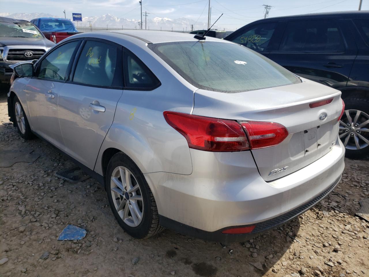 Photo 3 from auction – 2015 FORD FOCUS SE with VIN 1FADP3F20FL341208