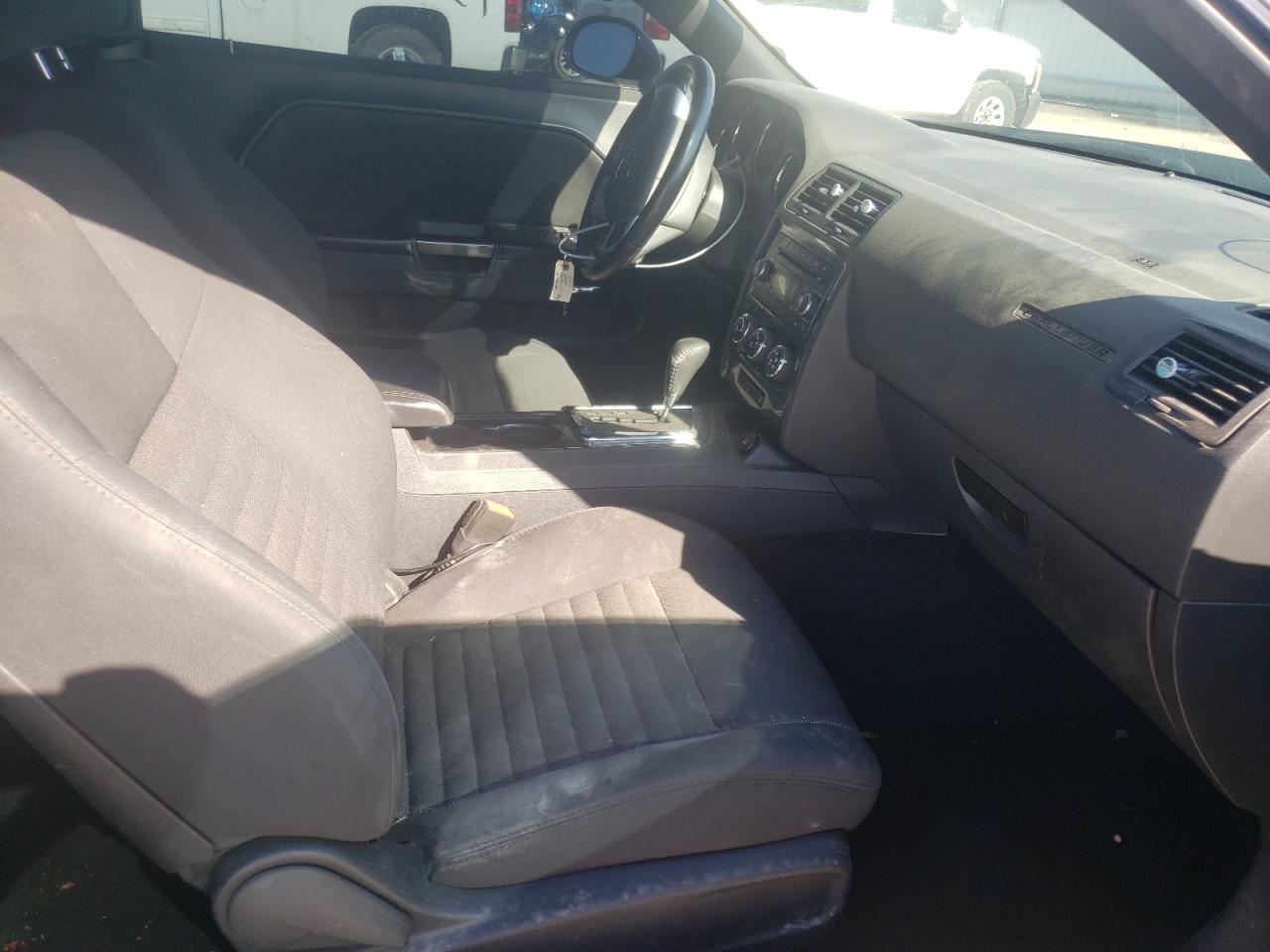 Photo 5 from auction – 2014 DODGE CHALLENGER with VIN 2C3CDYAG1EH188644