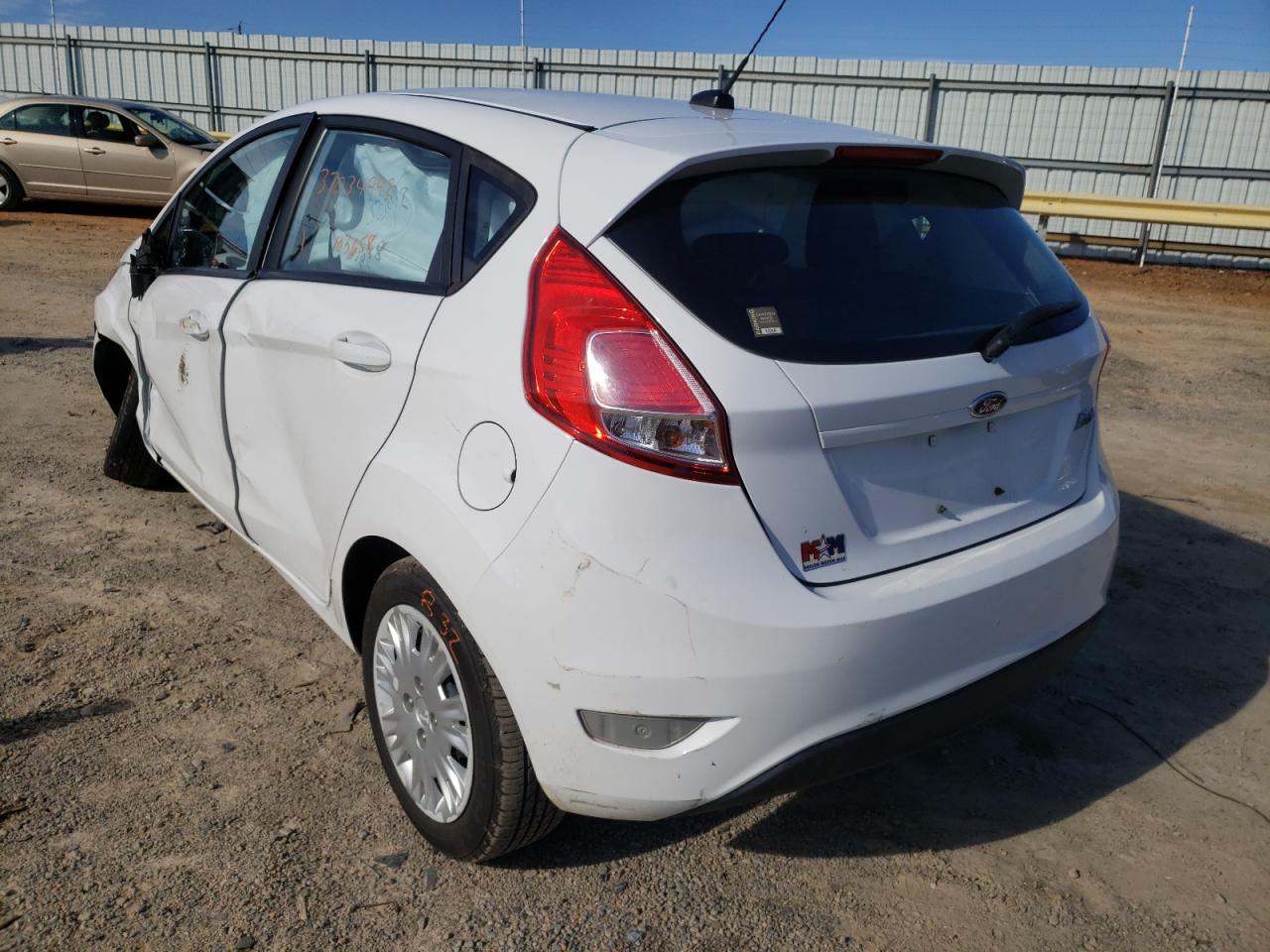 Photo 3 from auction – 2016 FORD FIESTA S with VIN 3FADP4TJ8GM170905