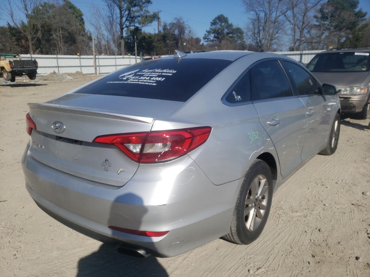 Photo 4 from auction – 2016 HYUNDAI SONATA SE with VIN 5NPE24AF8GH361533