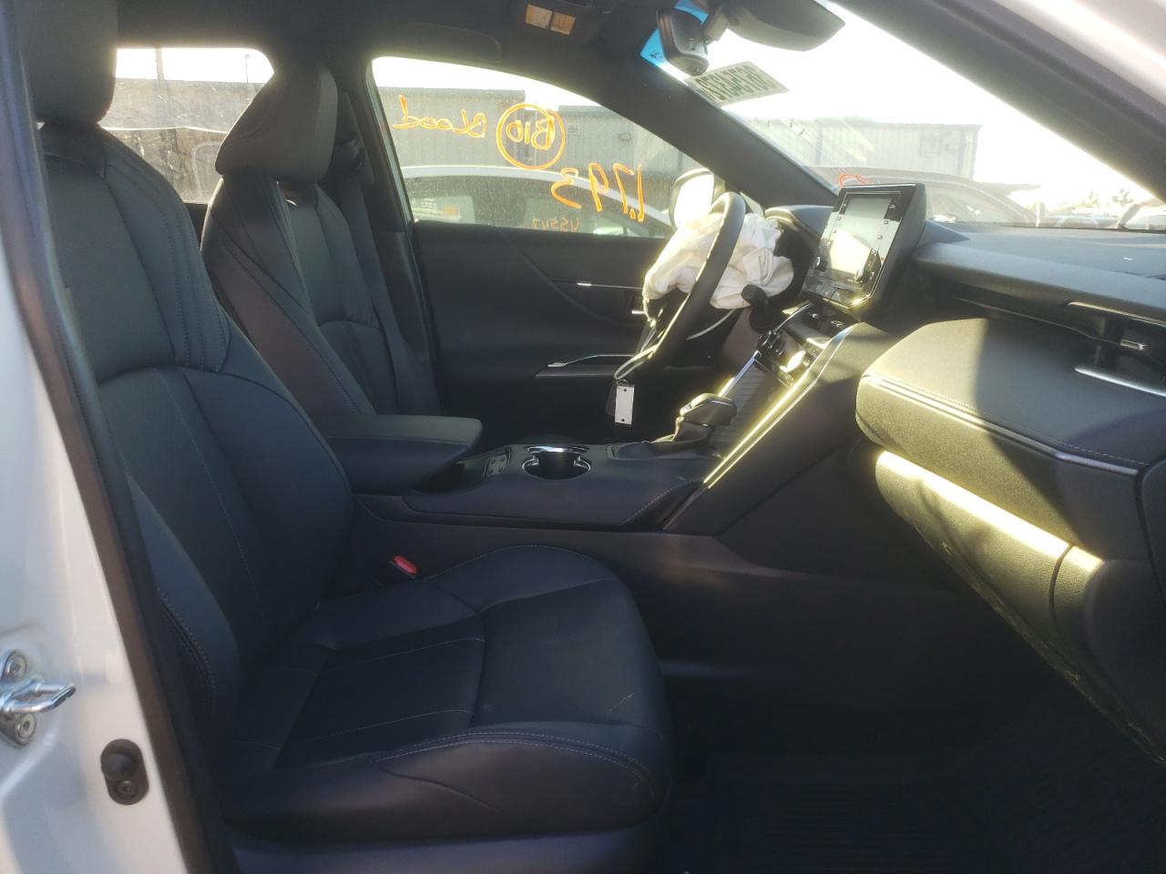 Photo 5 from auction – 2021 TOYOTA VENZA LE with VIN JTEAAAAHXMJ041680