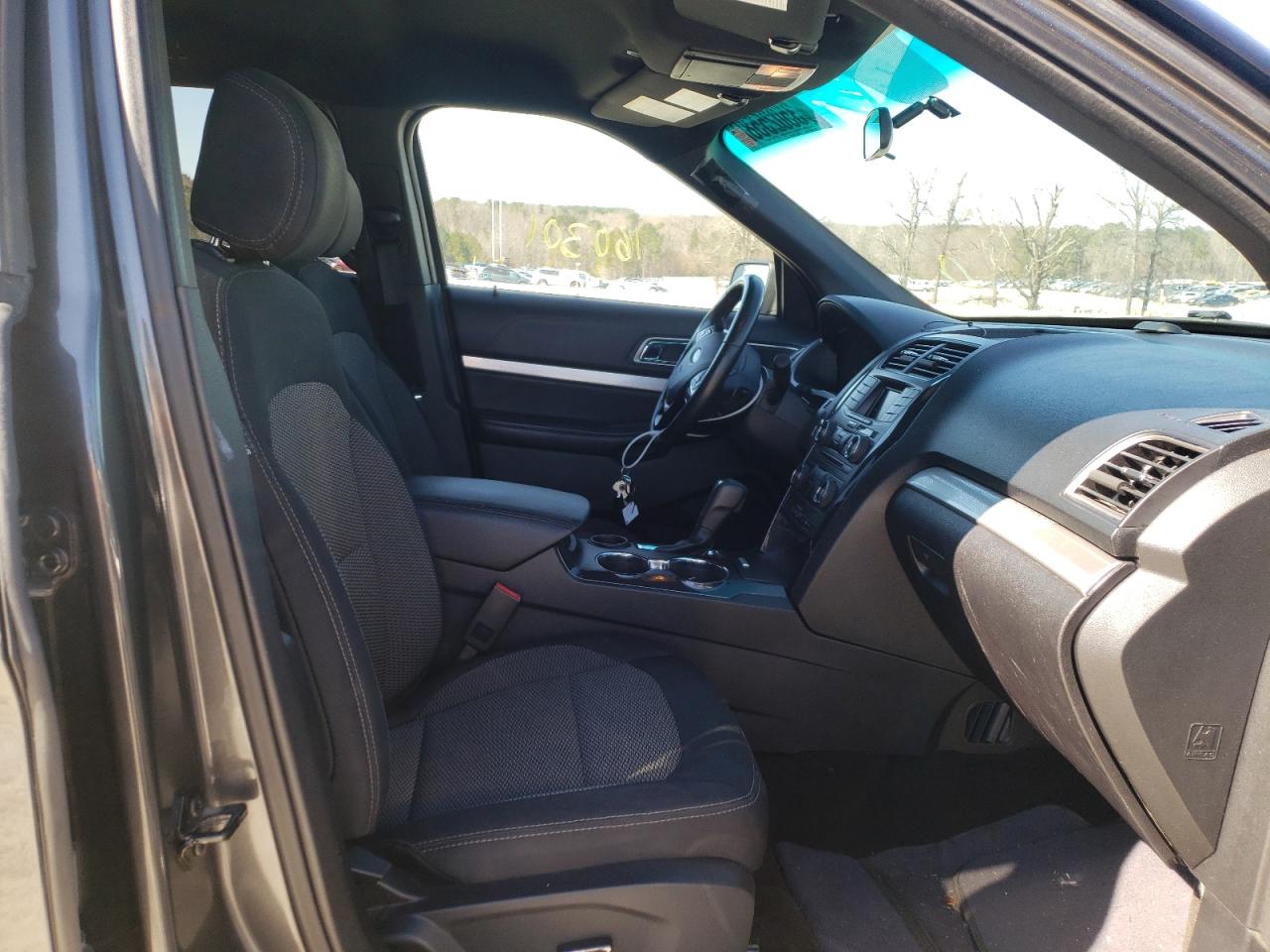 Photo 5 from auction – 2016 FORD EXPLORER X with VIN 1FM5K7D83GGB49251