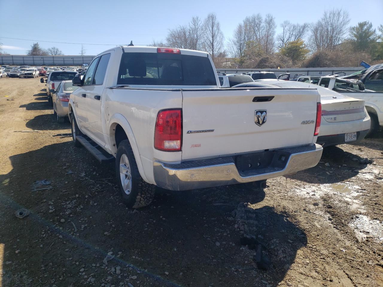 Zdjęcie 3 z aukcji – 2016 RAM 1500 SLT z VIN 1C6RR7LM3GS174655