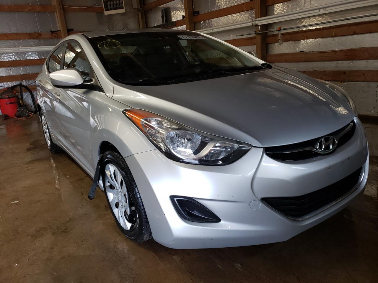 HYUNDAI ELANTRA GL 2012 with VIN 5NPDH4AE2CH134141 - Photo from auction