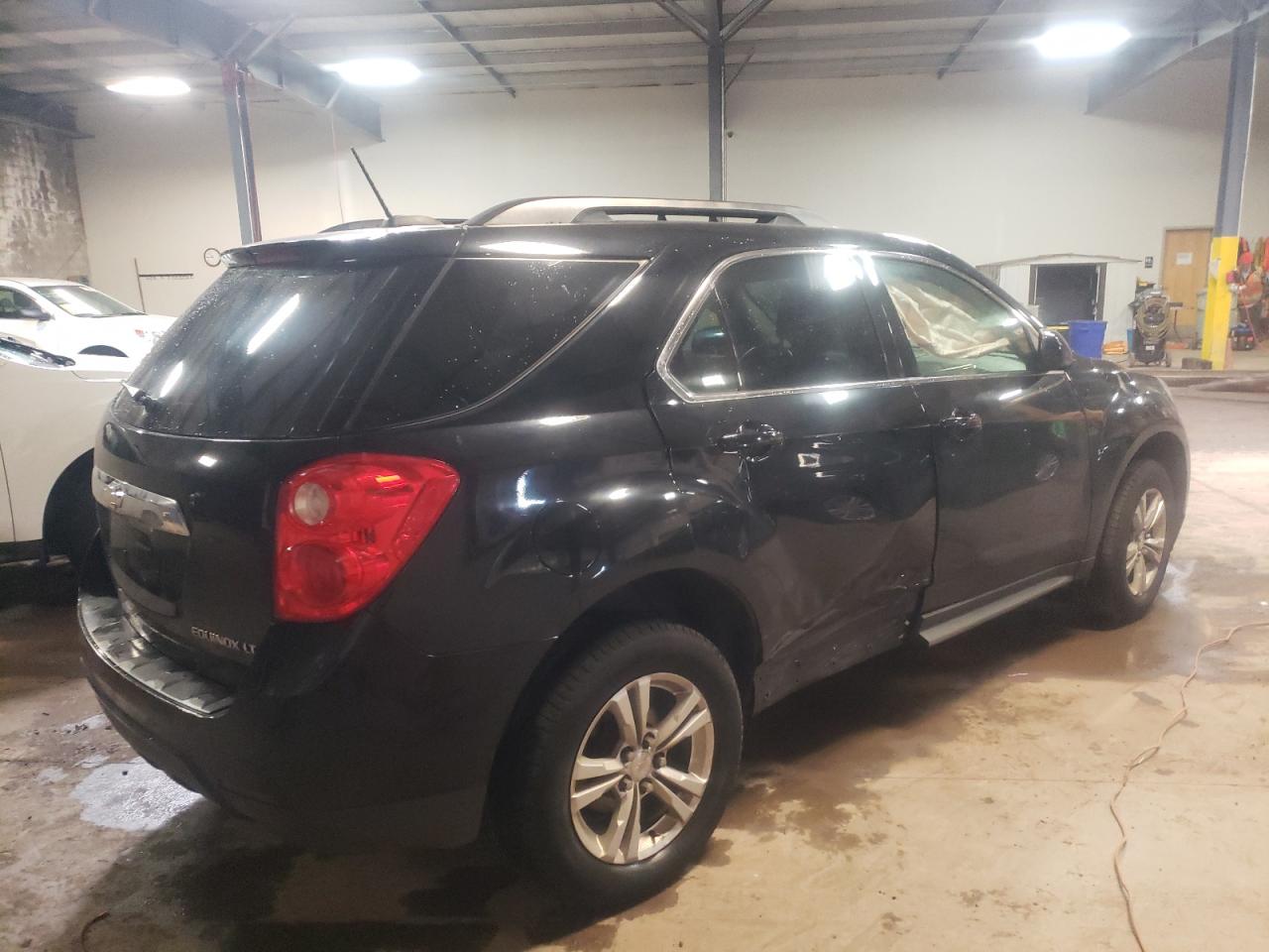 Photo 4 from auction – 2015 CHEVROLET EQUINOX LT with VIN 2GNALBEK1F1166159